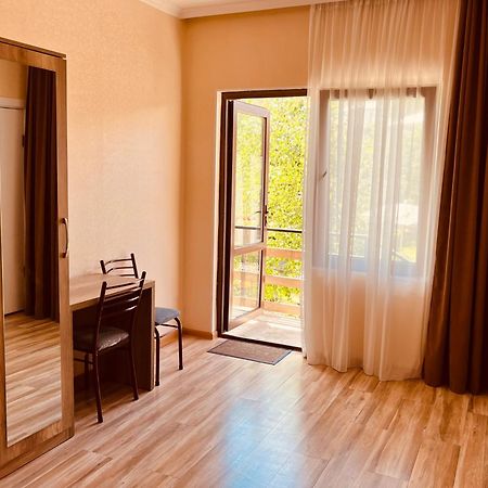 Soso Burduli'S Guesthouse 카즈베기 외부 사진