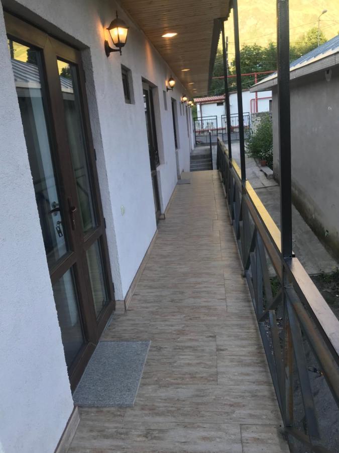 Soso Burduli'S Guesthouse 카즈베기 외부 사진